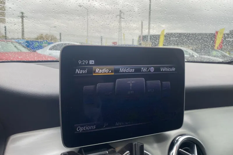 Image secondaire du véhicule 25