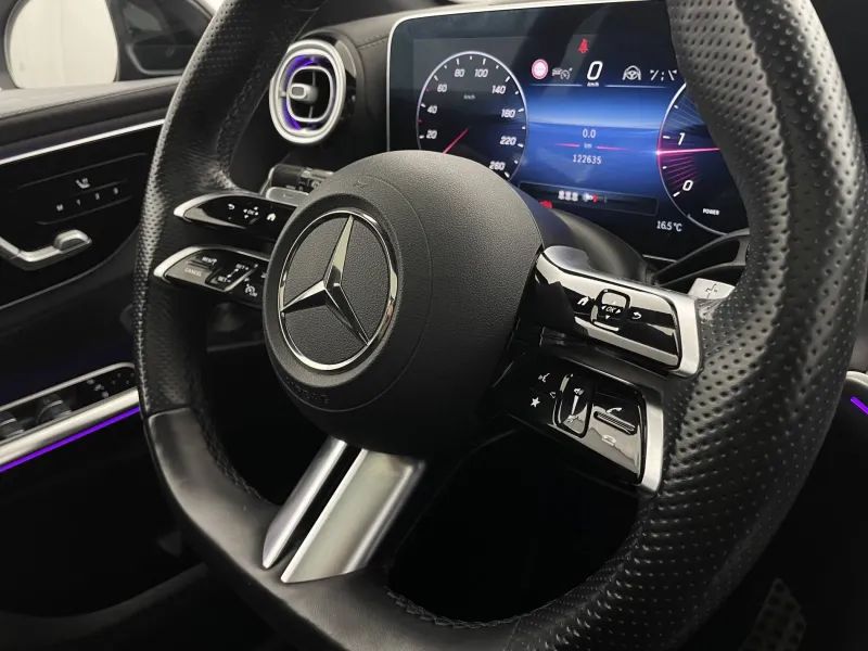 Image secondaire du véhicule 35