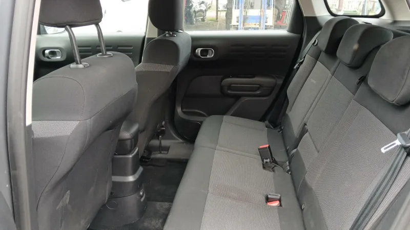 Image secondaire du véhicule 5