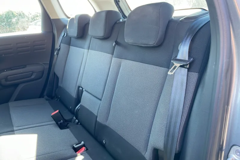 Image secondaire du véhicule 25