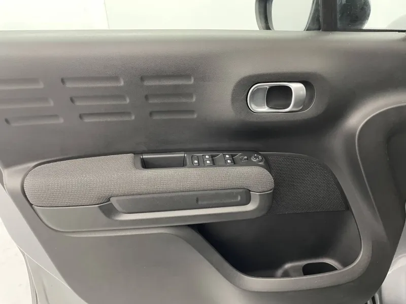 Image secondaire du véhicule 48