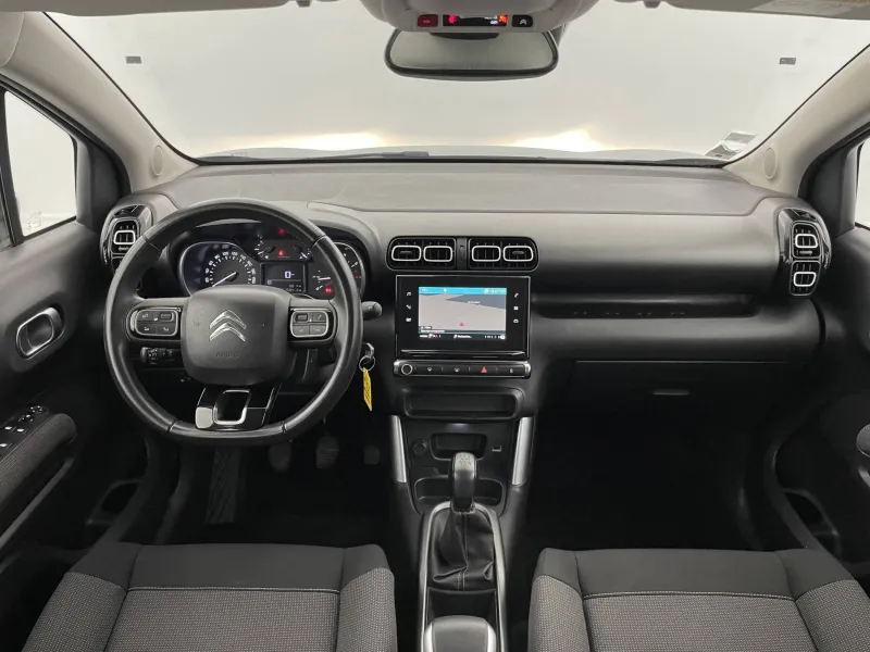 Image secondaire du véhicule 60