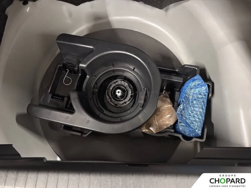 Image secondaire du véhicule 19