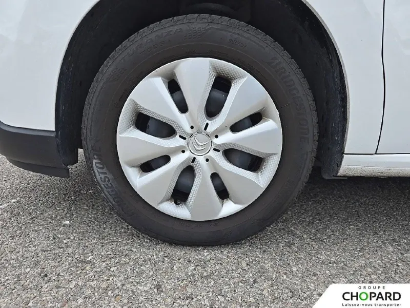 Image secondaire du véhicule 13