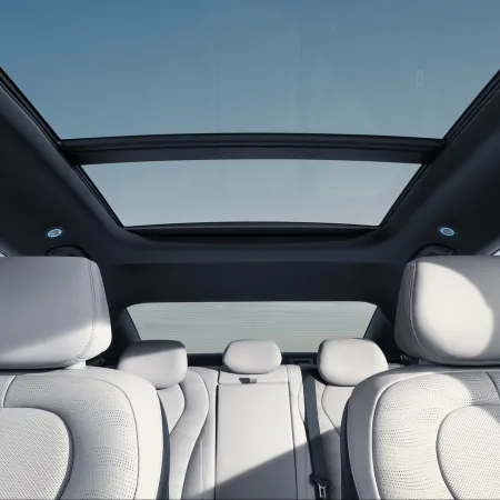 BYD Seal 6 DM-i 2025 : toit panoramique