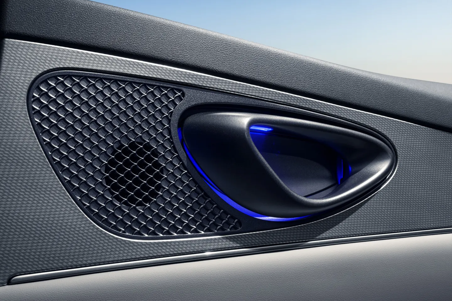 BYD Seal 6 DM-i : détail poignée porte