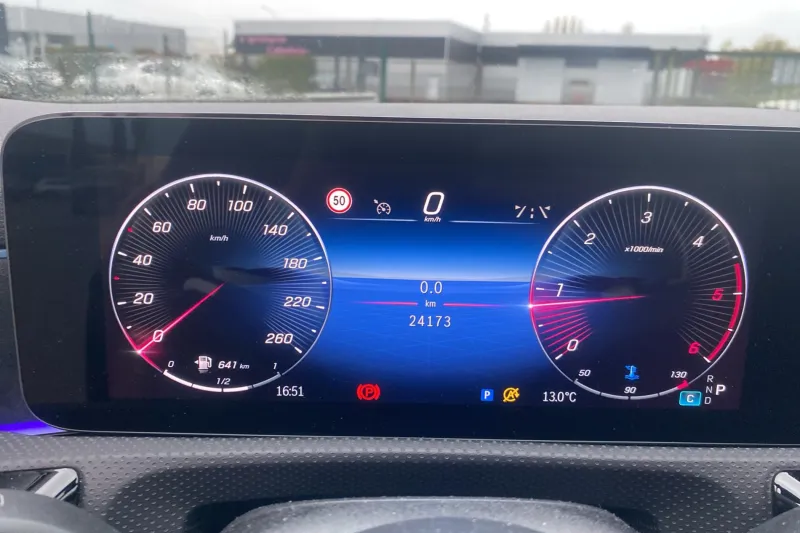 Image secondaire du véhicule 22