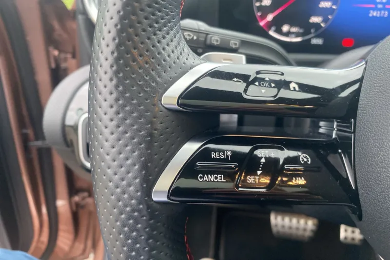 Image secondaire du véhicule 23