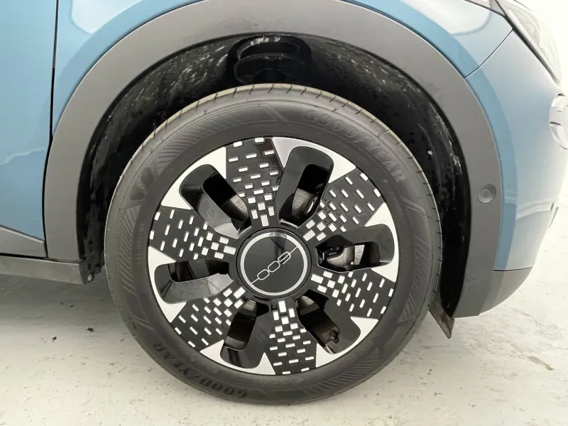 Image secondaire du véhicule 19