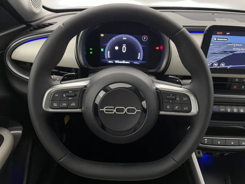 Image secondaire du véhicule 24