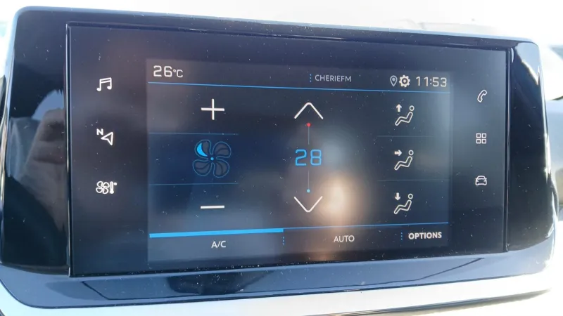 Image secondaire du véhicule 23