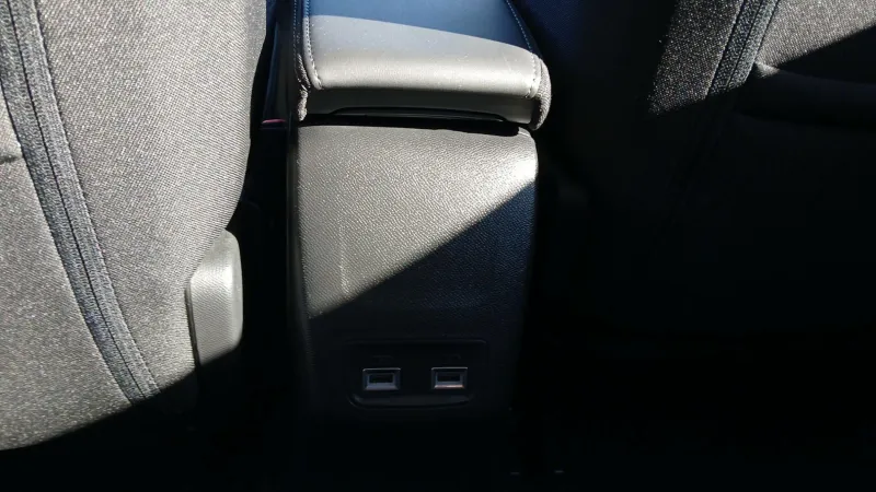 Image secondaire du véhicule 37