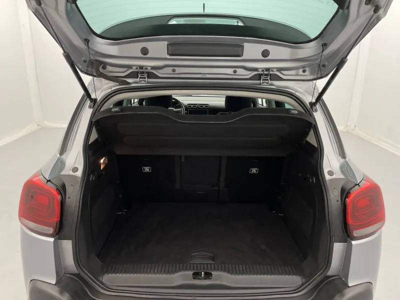 Image secondaire du véhicule 14