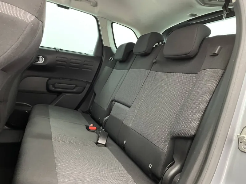 Image secondaire du véhicule 16