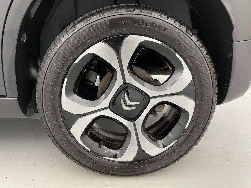 Image secondaire du véhicule 17