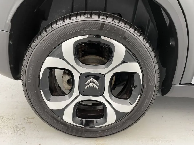 Image secondaire du véhicule 20