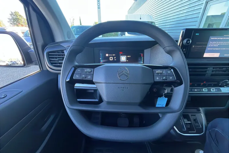 Image secondaire du véhicule 19