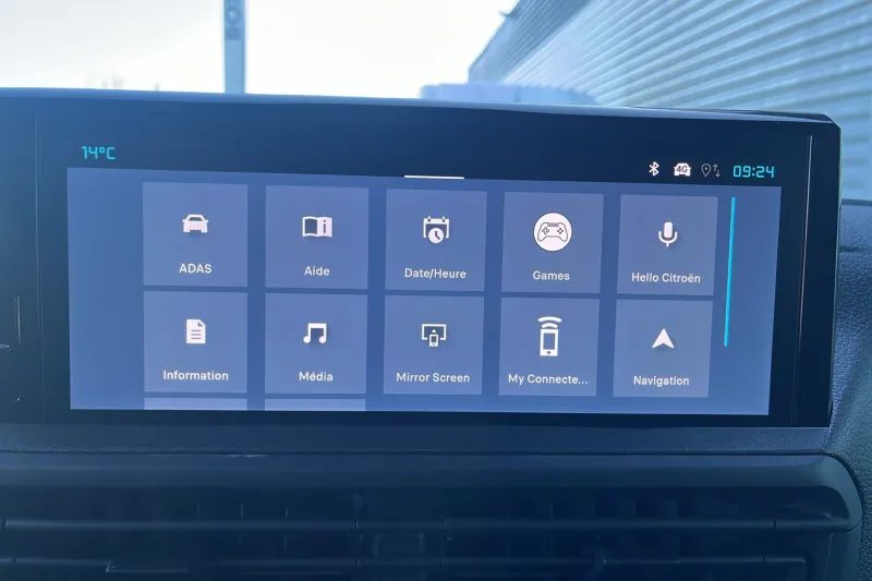 Image secondaire du véhicule 30