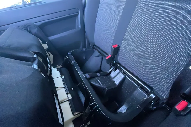 Image secondaire du véhicule 32