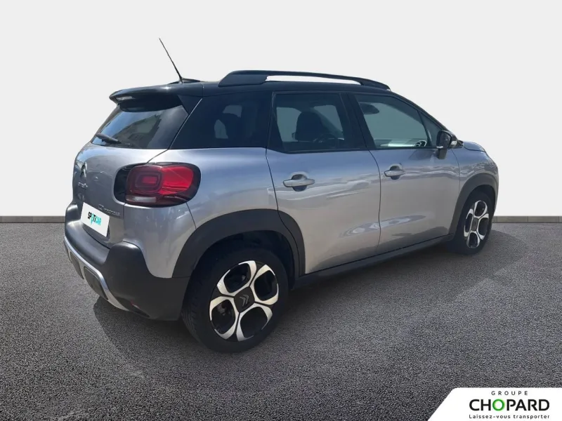 Image secondaire du véhicule 9