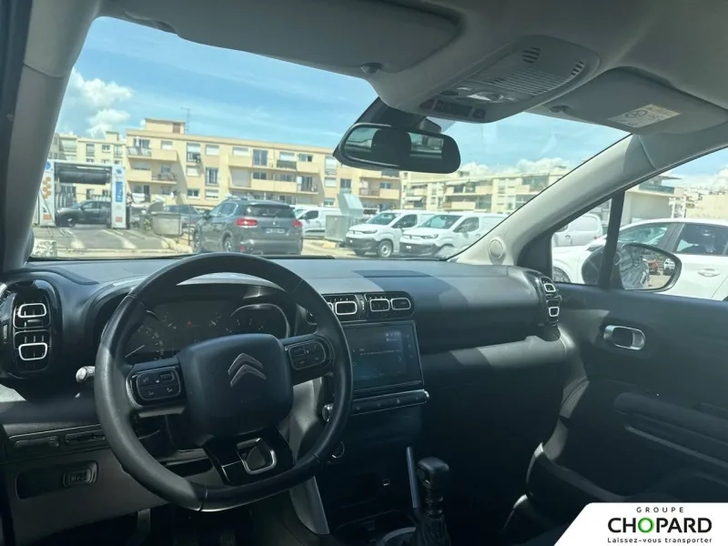 Image secondaire du véhicule 11