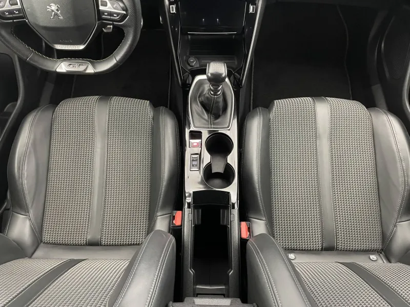 Image secondaire du véhicule 28