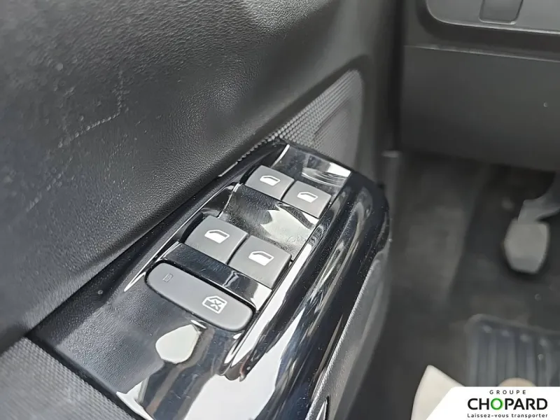 Image secondaire du véhicule 15