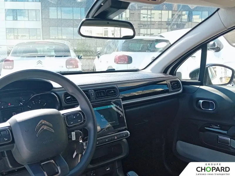 Image secondaire du véhicule 11