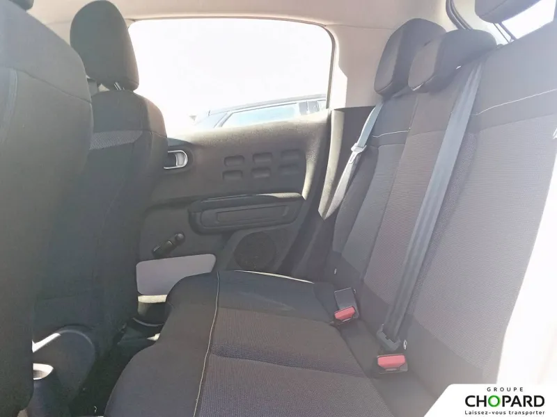 Image secondaire du véhicule 12