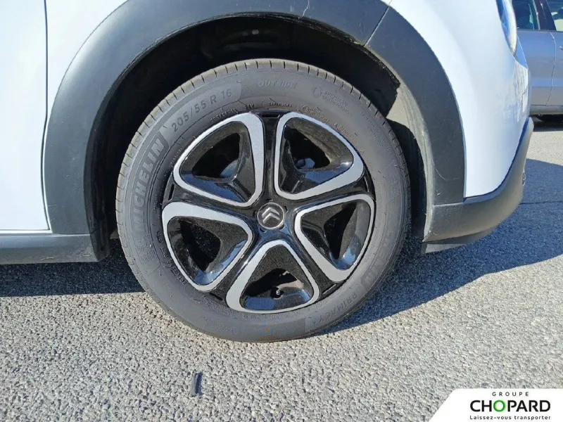 Image secondaire du véhicule 13