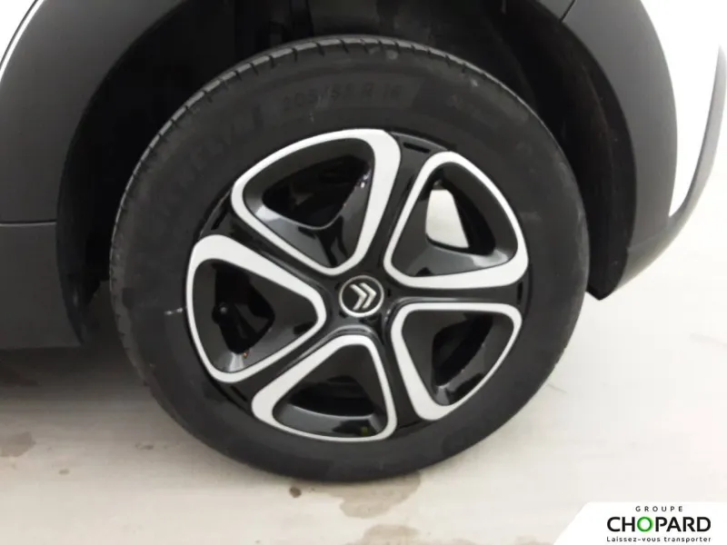 Image secondaire du véhicule 13