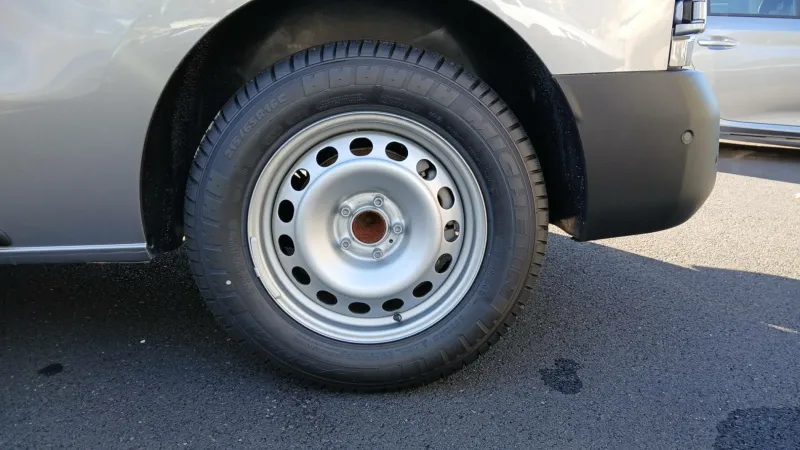 Image secondaire du véhicule 14