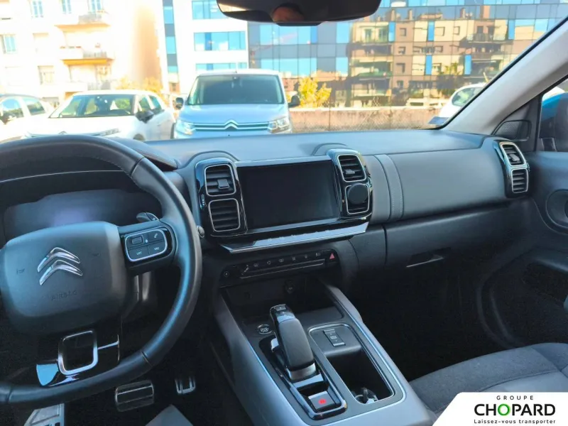 Image secondaire du véhicule 11