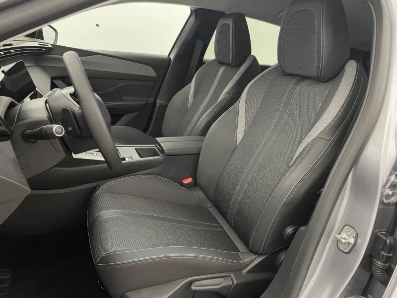 Image secondaire du véhicule 15