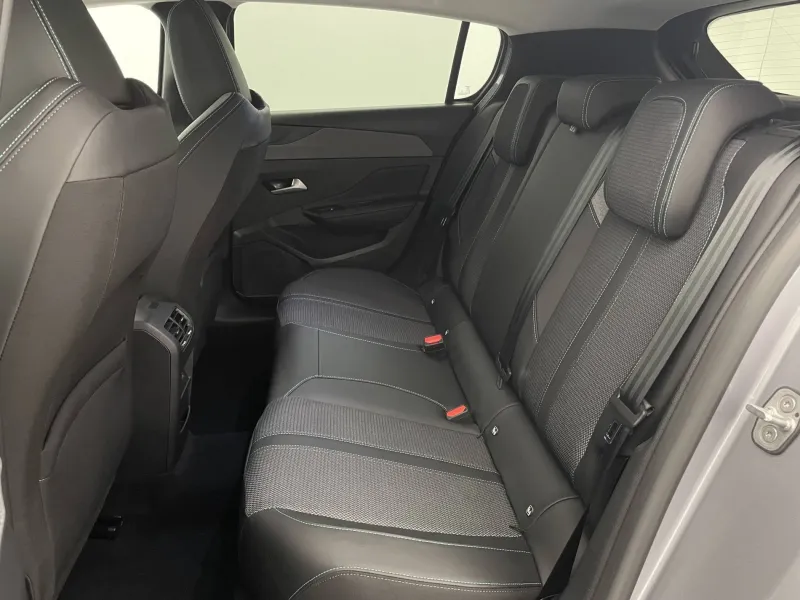 Image secondaire du véhicule 16