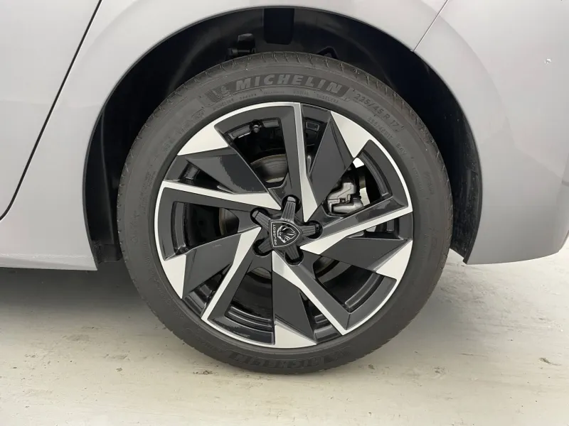 Image secondaire du véhicule 17