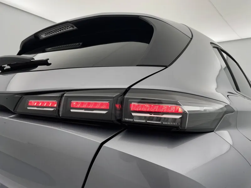 Image secondaire du véhicule 26