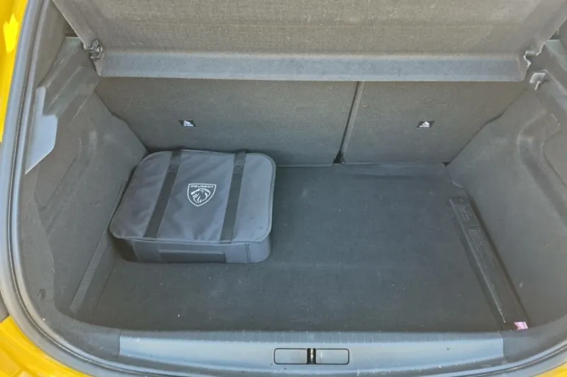 Image secondaire du véhicule 10