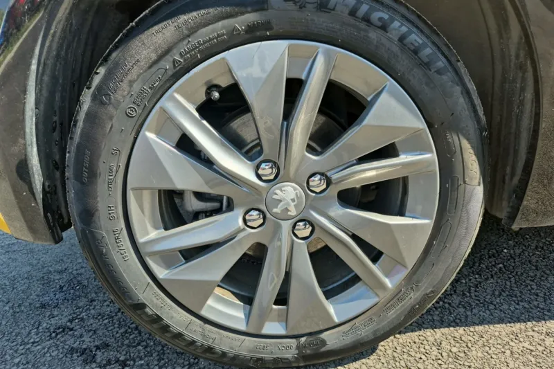 Image secondaire du véhicule 16