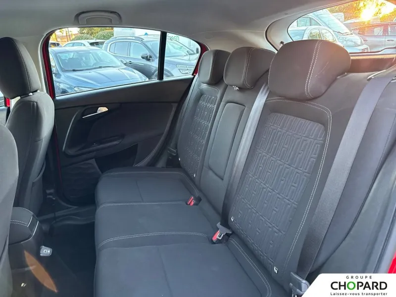 Image secondaire du véhicule 12