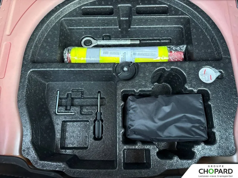 Image secondaire du véhicule 23