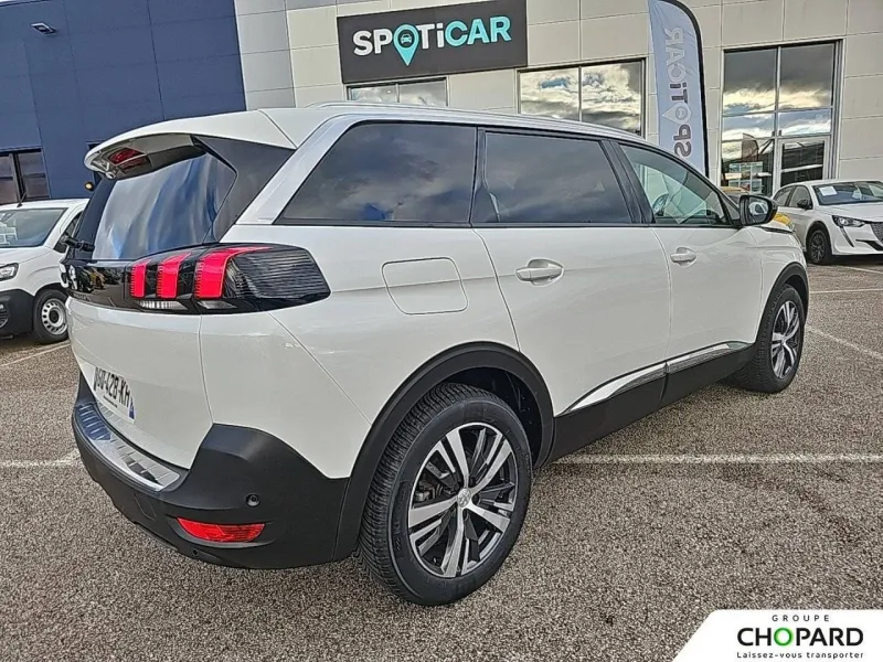 Image secondaire du véhicule 4