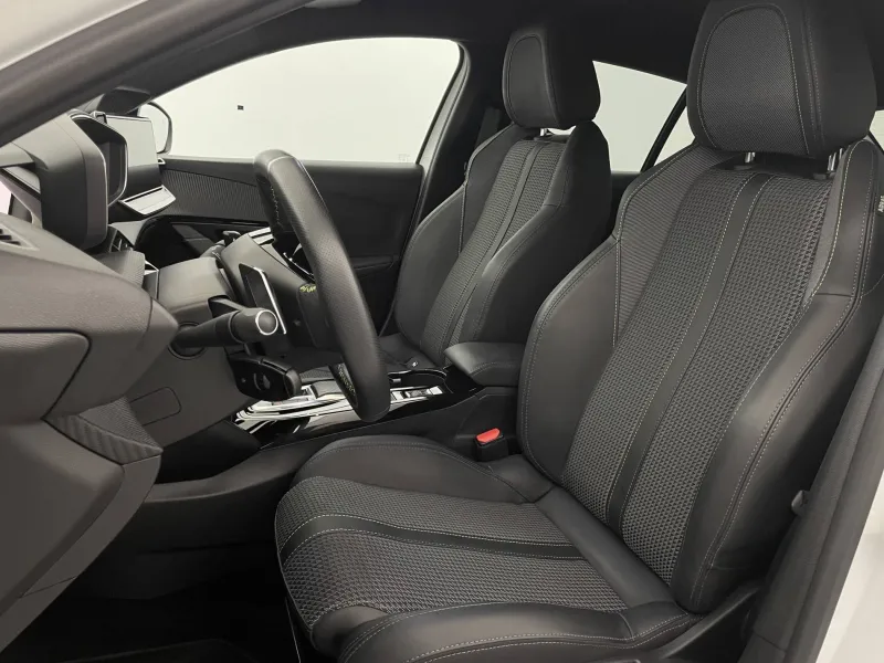 Image secondaire du véhicule 15