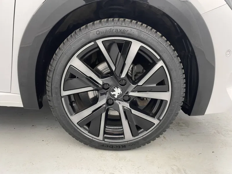 Image secondaire du véhicule 19