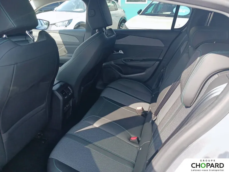 Image secondaire du véhicule 12