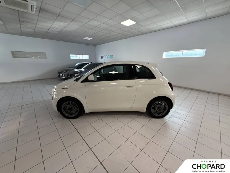 Image secondaire du véhicule 10