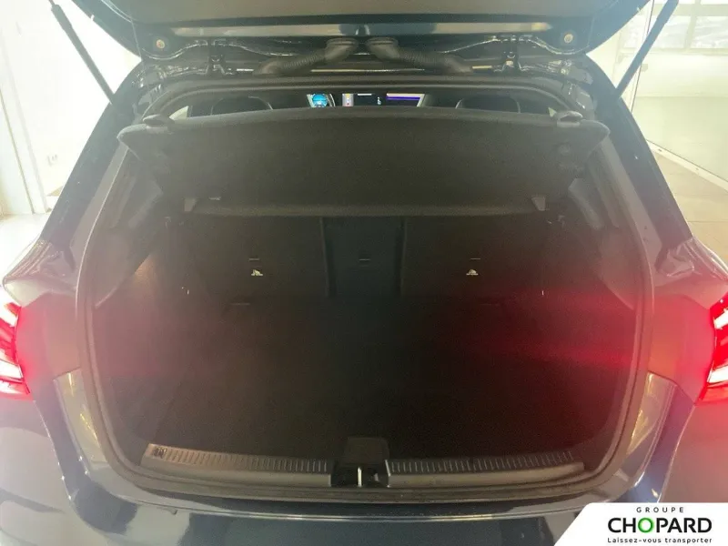 Image secondaire du véhicule 9