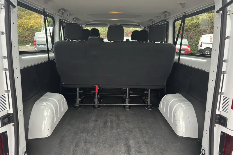 Image secondaire du véhicule 10