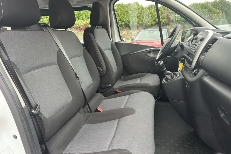 Image secondaire du véhicule 11