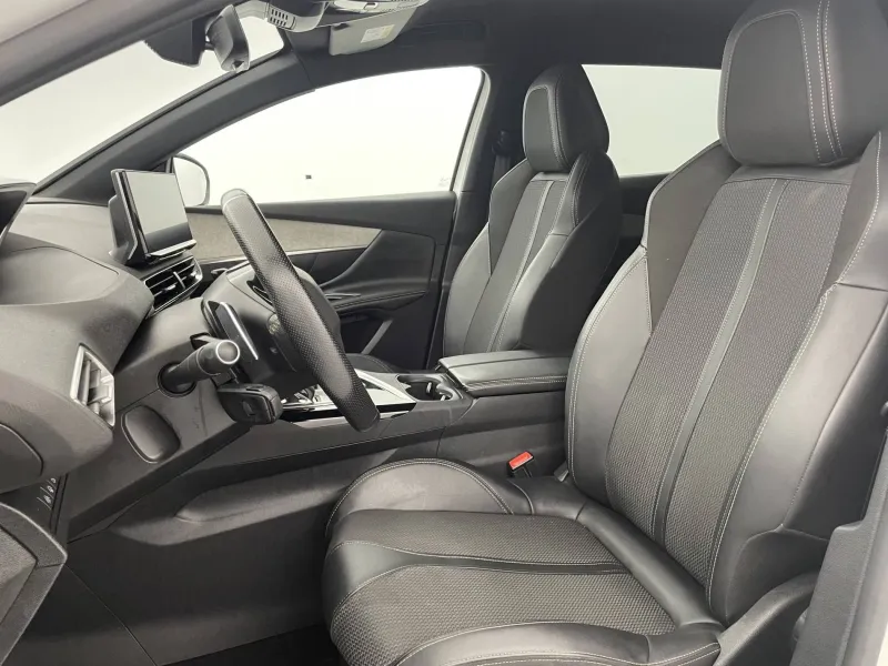 Image secondaire du véhicule 15